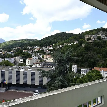 Camille - Appart Proximite Montagnes Et Thermes Apartmán